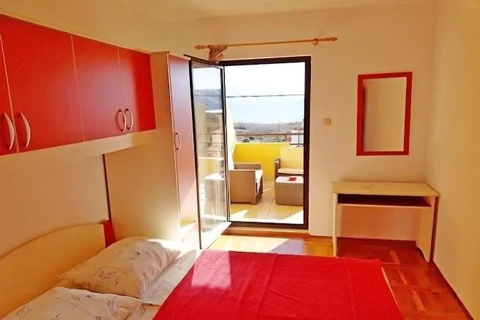 Apartment In Lopar With Sea View, Terrace, Air Conditioning, Wi-Fi