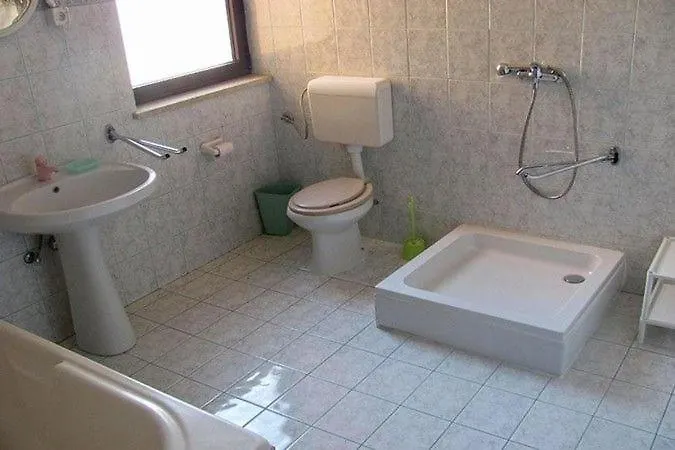 Apartment In Lopar With Sea View, Terrace, Air Conditioning, Wi-Fi Kroatien
